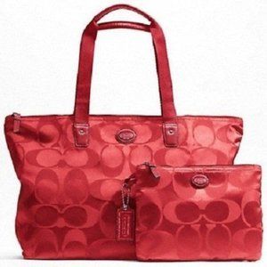 COACH SIGNATURE WEEKENDER TOTE  SHOULDER CHERRY